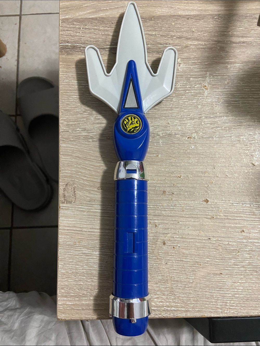 VTG 1994 Mighty Morphin Power Rangers Blue Sai Roleplay Weapon Saban Bandai